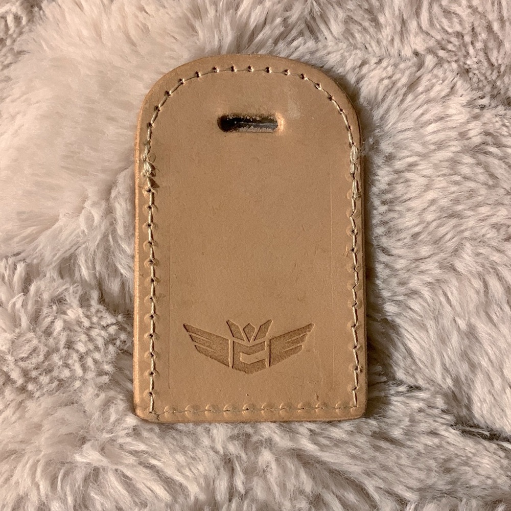 Consuela luggage/purse tag, leather